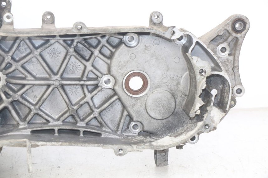 photo de UNTERER MOTORBLOCK SYM FIDDLE 3 III 125 (2014 - 2020) - Details der Befestigungspunkte