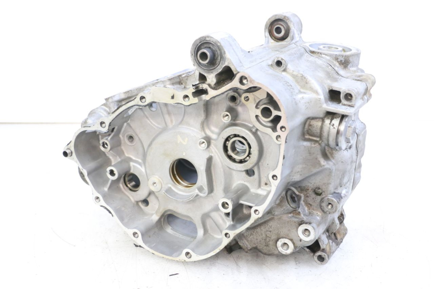 photo de KURBELGEHÄUSE HONDA FJS SILVER WING SILVERWING 400 (2005 - 2008) - Details der Befestigungspunkte