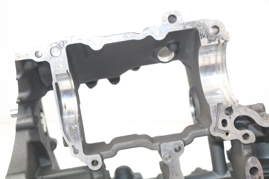 photo de KURBELGEHÄUSE YAMAHA FZ8 800 (2010 - 2016) - Detaillierte Sichtprüfung