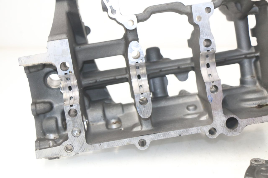 photo de KURBELGEHÄUSE YAMAHA FZ8 800 (2010 - 2016) - Alternativer Blickwinkel