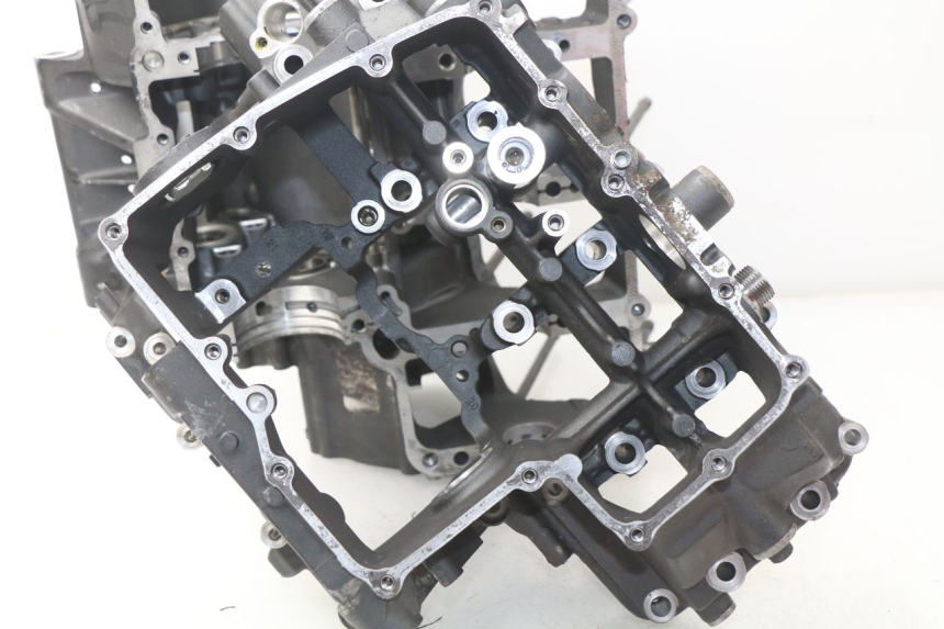 photo de KURBELGEHÄUSE YAMAHA FZ8 800 (2010 - 2016) - Zoom auf Gebrauchszustand