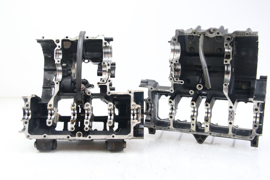 photo de MOTORBLOCK-UNTERTEIL YAMAHA FZS FAZER 600 (2001 - 2003) - Details der Befestigungspunkte