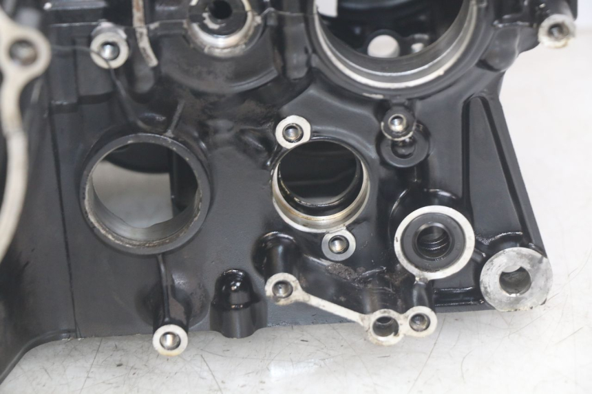 photo de UNTERER MOTORBLOCK YAMAHA FZS FAZER 600 (1998 - 2001) - Kennzeichnungen und Originalreferenzen