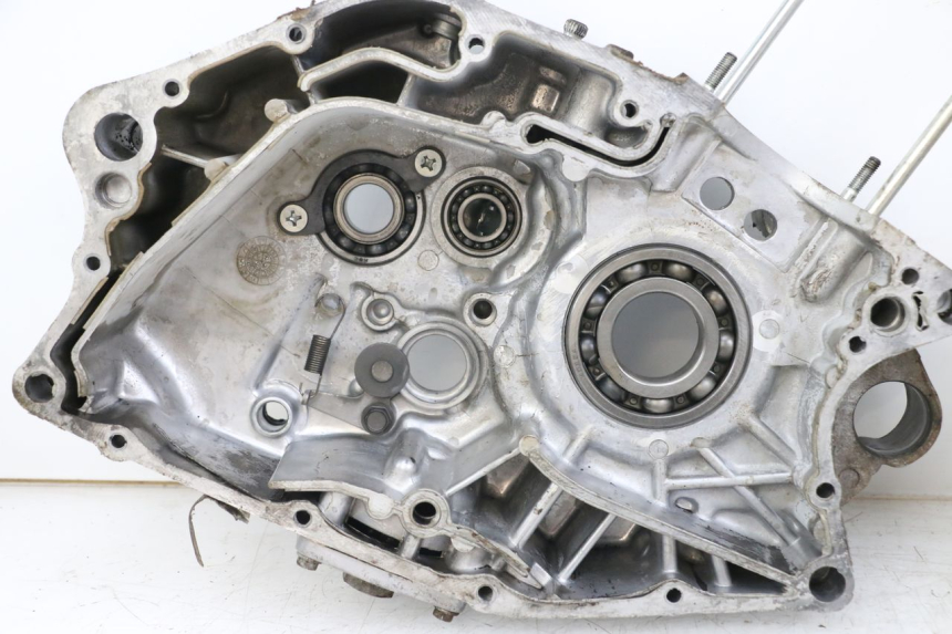 photo de KURBELGEHÄUSE HYOSUNG GF 125 (2001 - 2005) - Fokus auf die Struktur