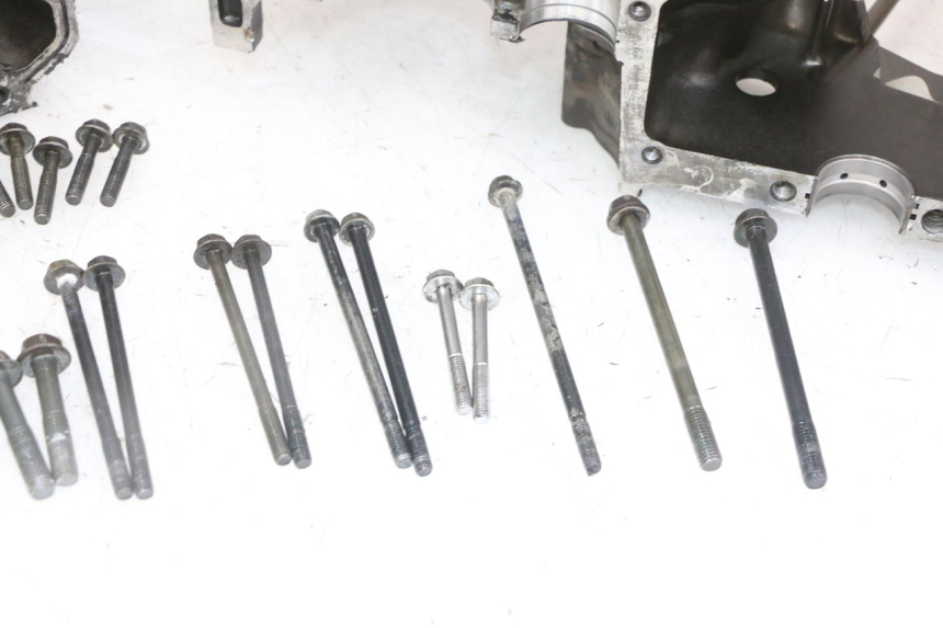 photo de KURBELGEHÄUSE SUZUKI GS GSE 500 (2001 - 2003) - Zoom auf Gebrauchszustand