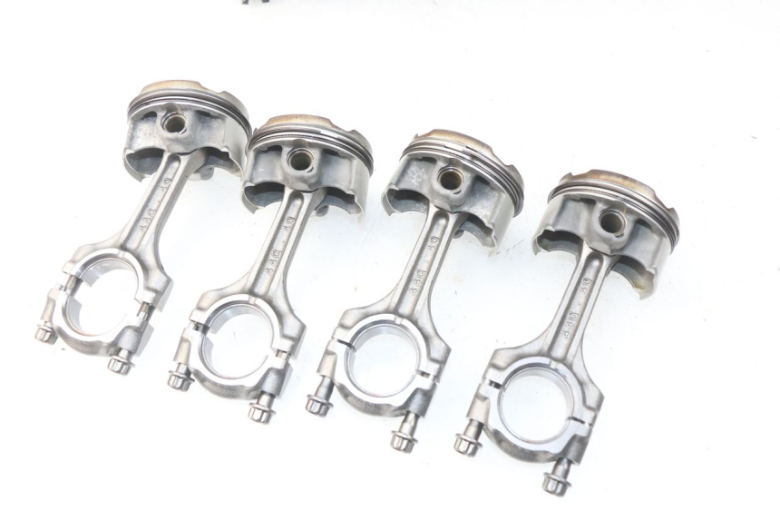 photo de KURBELGEHÄUSE SUZUKI GSR 600 (2005 - 2012) - Details der Befestigungspunkte