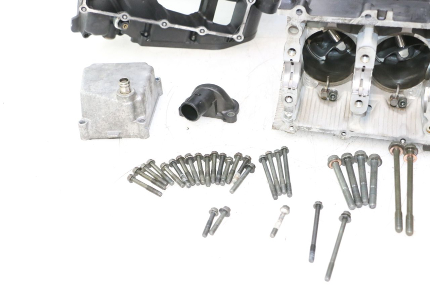 photo de KURBELGEHÄUSE SUZUKI GSR 600 (2005 - 2012) - Detaillierte Sichtprüfung