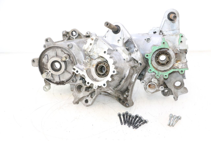 photo de KURBELGEHÄUSE PEUGEOT KISBEE 2T 50 (2010 - 2017) - Details der Befestigungspunkte
