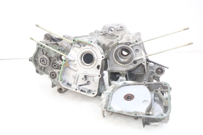 photo de UNTERER MOTORBLOCK PEUGEOT KISBEE 4T 50 (2018 - 2022) - Profilansicht des Ersatzteils