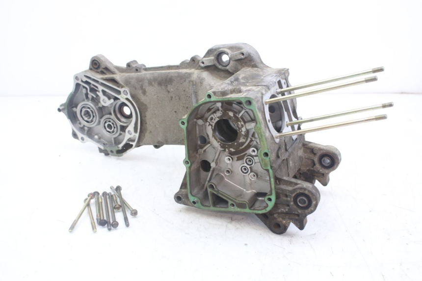 photo de UNTERER MOTORBLOCK PEUGEOT KISBEE 4T 50 (2010 - 2017) - Hauptansicht