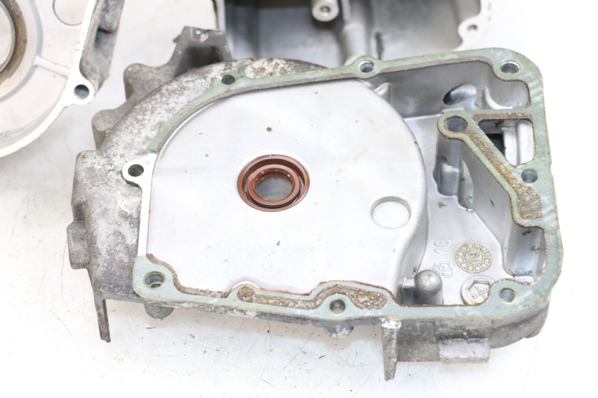 photo de UNTERER MOTORBLOCK PEUGEOT KISBEE 4T 50 (2018 - 2022) - Weitere Ansicht des Artikels