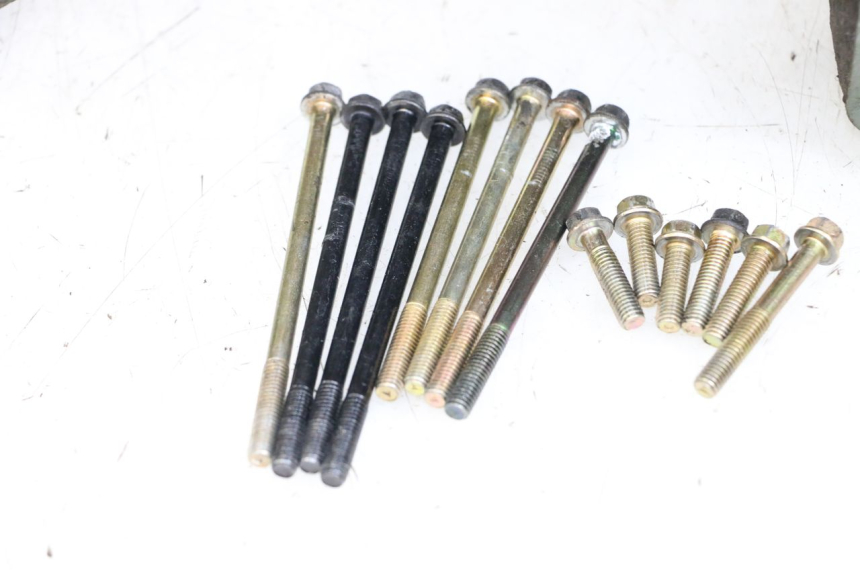 photo de UNTERER MOTORBLOCK PEUGEOT KISBEE 4T 50 (2018 - 2022) - Hochauflösende Nahaufnahme