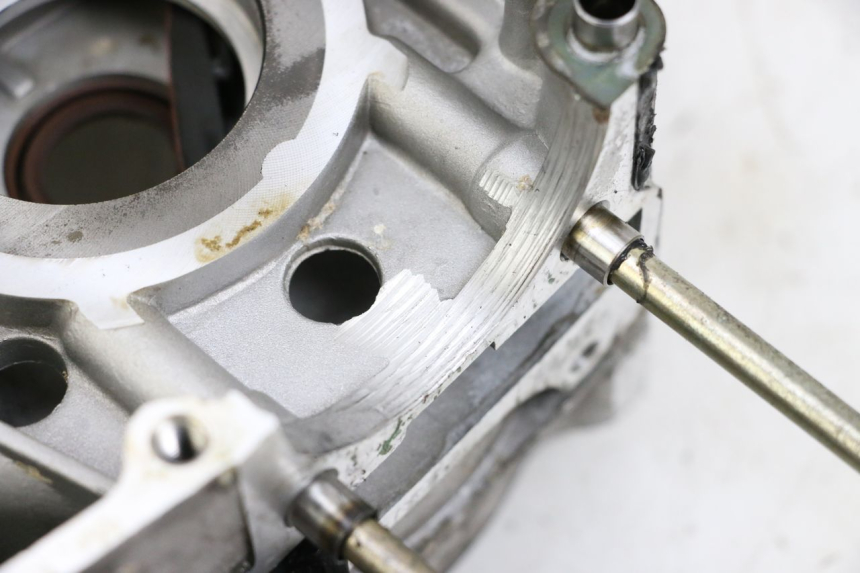 photo de UNTERER MOTORBLOCK PEUGEOT KISBEE 4T 50 (2018 - 2022) - Fokus auf die Struktur