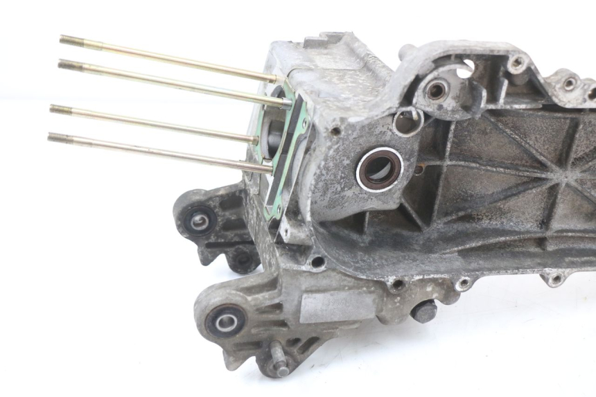 photo de UNTERER MOTORBLOCK PEUGEOT KISBEE 4T 50 (2018 - 2022) - Detailansicht des Bauteils