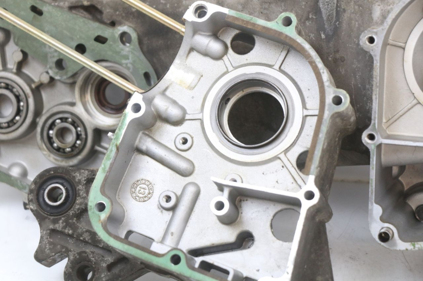 photo de UNTERER MOTORBLOCK PEUGEOT KISBEE 4T 50 (2018 - 2022) - Technische Nahaufnahme