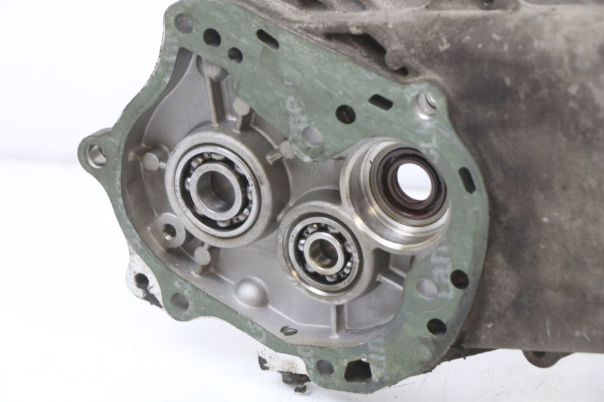 photo de UNTERER MOTORBLOCK PEUGEOT KISBEE 4T 50 (2018 - 2022) - Oberflächenzustand und Material