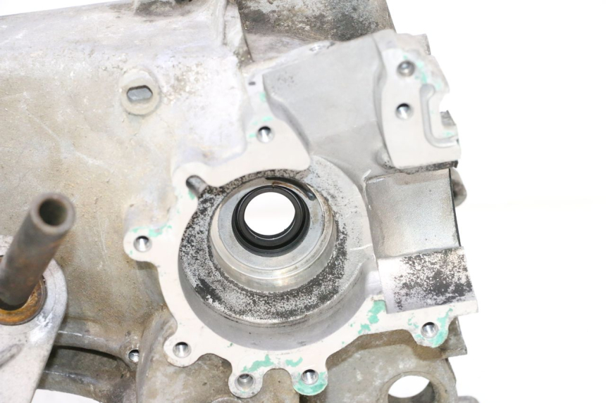 photo de MOTORBLOCK-UNTERTEIL PEUGEOT LUDIX 50 (2005 - 2007) - Technische Nahaufnahme