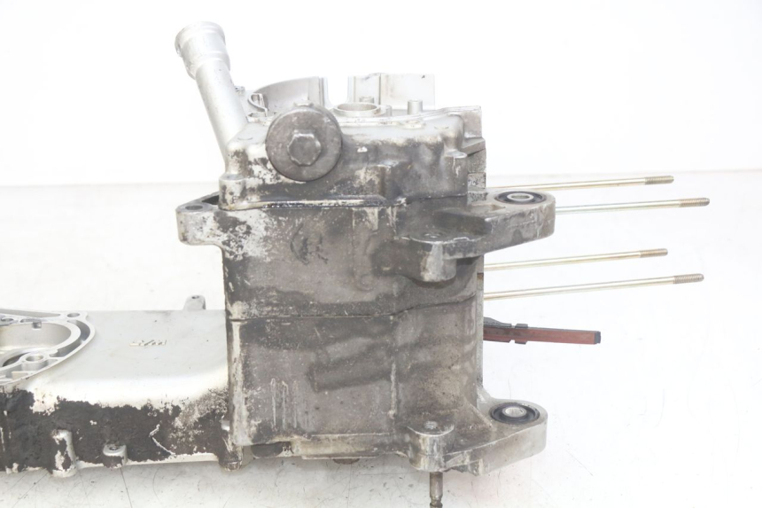 photo de MOTORBLOCK-UNTERTEIL SYM MIO 50 (2011 - 2017) - Zoom auf Gebrauchszustand