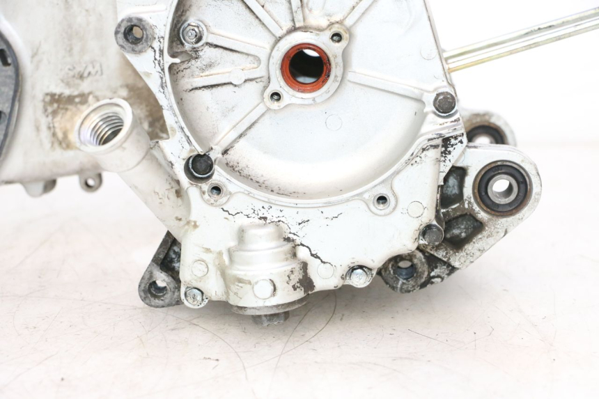 photo de KURBELGEHÄUSE SYM MIO 50 (2005 - 2010) - Details der Befestigungspunkte