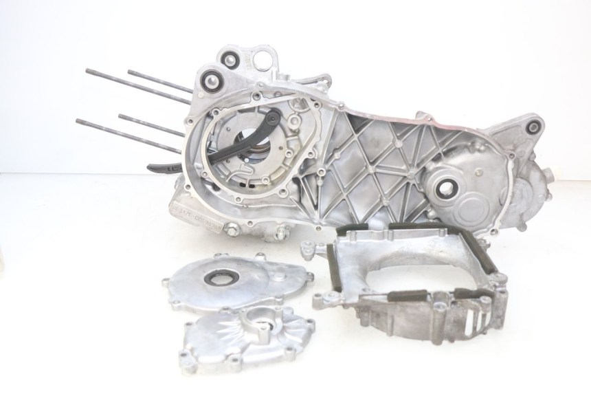 photo de MOTORBLOCK-UNTERTEIL YAMAHA N-MAX NMAX 125 (2017 - 2020) - Hauptansicht