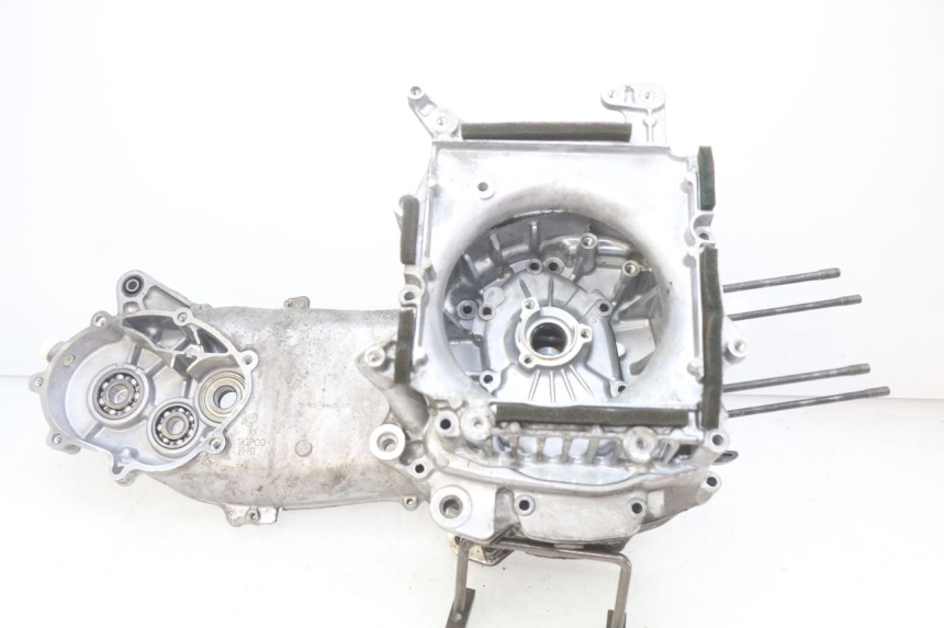 photo de MOTORBLOCK-UNTERTEIL YAMAHA N-MAX NMAX 125 (2017 - 2020) - Zoom auf Gebrauchszustand