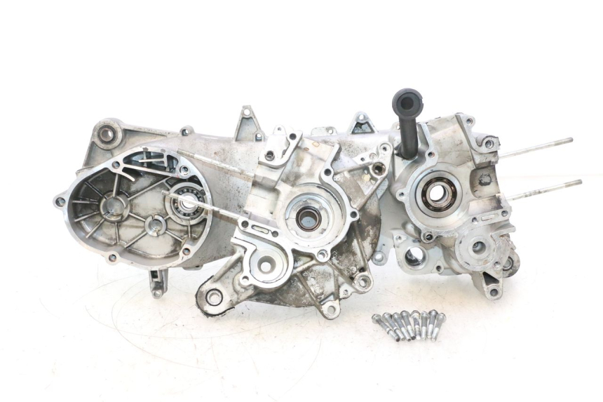 photo de UNTERER MOTORBLOCK PIAGGIO NEW TYPHOON 50 (2018 - 2021) - Hauptansicht