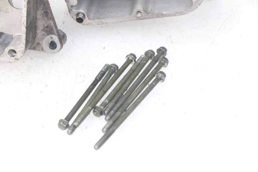 photo de UNTERER MOTORBLOCK NECO ONE 4T 50 (2011 - 2020) - Fokus auf die Struktur