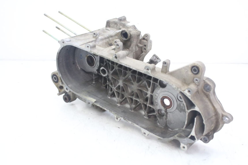 photo de UNTERER MOTORBLOCK SYM ORBIT 2 4T 50 (2018 - 2022) - Oberflächenzustand und Material