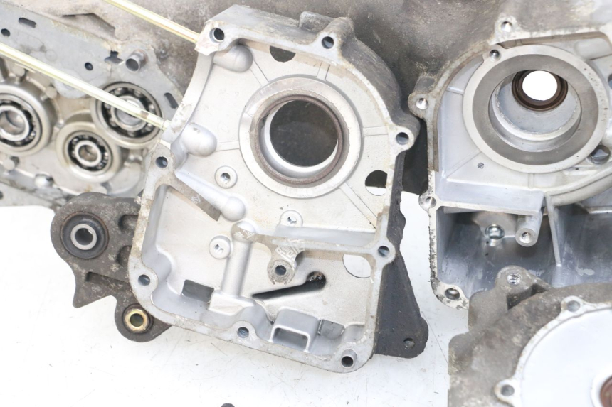 photo de KURBELGEHÄUSE SYM ORBIT 50 (2008 - 2010) - Fokus auf die Struktur