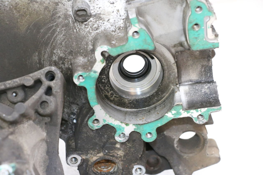 photo de UNTERER MOTORBLOCK PEUGEOT LUDIX 50 (2008 - 2017) - Detaillierte Sichtprüfung