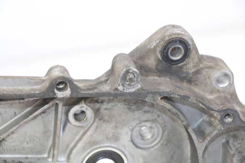 photo de MOTORBLOCK-UNTERTEIL TNT MOTOR ROMA 10' 4T 50 (2019 - 2022) - Oberflächenzustand und Material