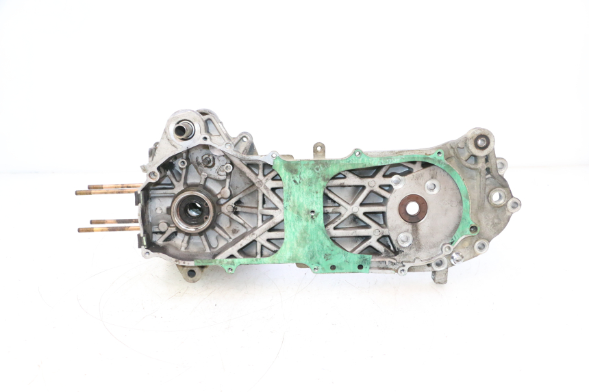 photo de UNTERER MOTORBLOCK KEEWAY RY6 2T 50 (2011 - 2019) - Hauptansicht
