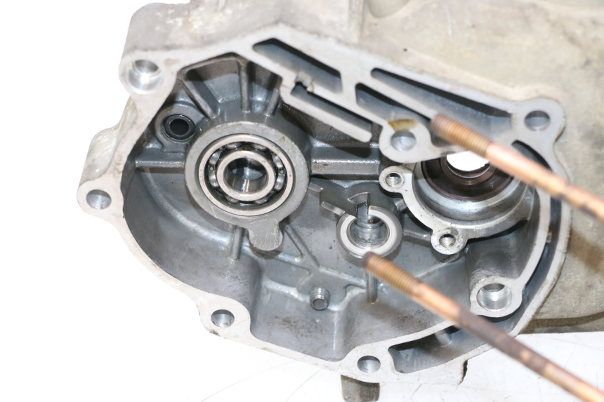photo de UNTERER MOTORBLOCK KEEWAY RY6 2T 50 (2011 - 2019) - Alternative Perspektive