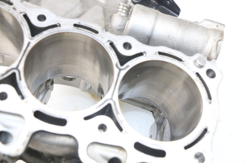 photo de KURBELGEHÄUSE BMW S RR ABS S1000RR 1000 (2009 - 2011) - Alternativer Blickwinkel