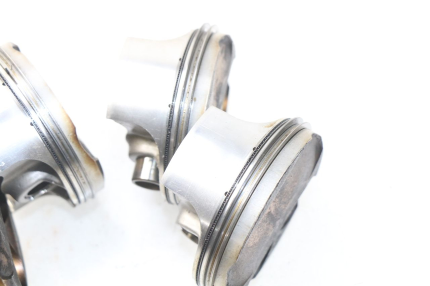 photo de KURBELGEHÄUSE BMW S RR ABS S1000RR 1000 (2009 - 2011) - Zoom auf Komponenten