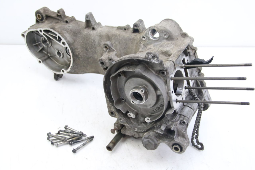 photo de MOTORBLOCK-UNTERTEIL APRILIA SCARABEO 4T 50 (2009 - 2017) - Hauptansicht