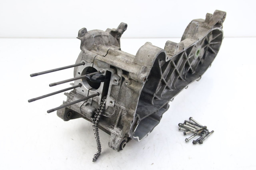 photo de MOTORBLOCK-UNTERTEIL APRILIA SCARABEO 4T 50 (2009 - 2017) - Detailansicht des Bauteils