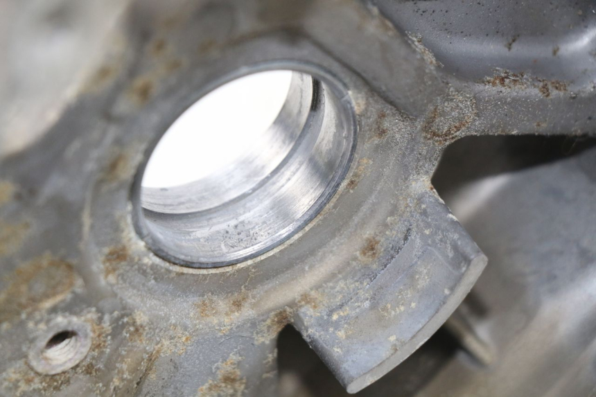 photo de KURBELGEHÄUSE APRILIA SCARABEO GT 125 (1999 - 2007) - Zoom auf Komponenten