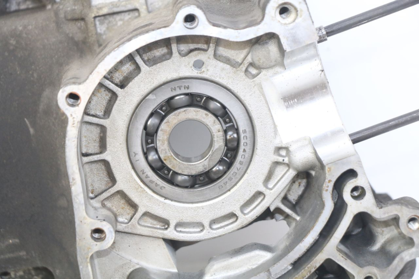 photo de UNTERER MOTORBLOCK APRILIA SCARABEO 100 (2003 - 2012) - Alternativer Blickwinkel