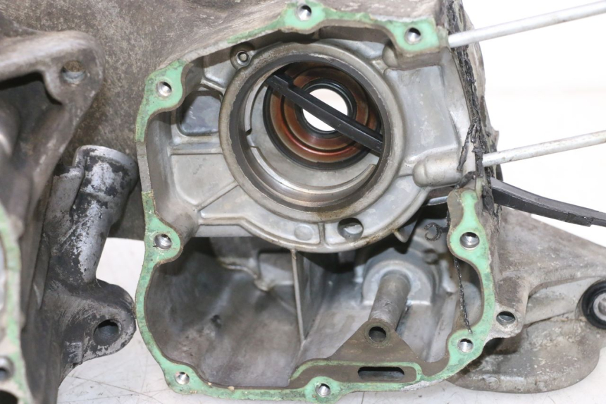 photo de KURBELGEHÄUSE HONDA SCV LEAD 100 (2003 - 2007) - Oberflächenzustand und Material