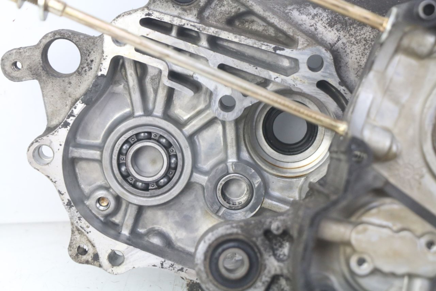 photo de MOTORBLOCKGEHäUSE KYMCO SENTO 100 (2008 - 2013) - Alternativer Blickwinkel