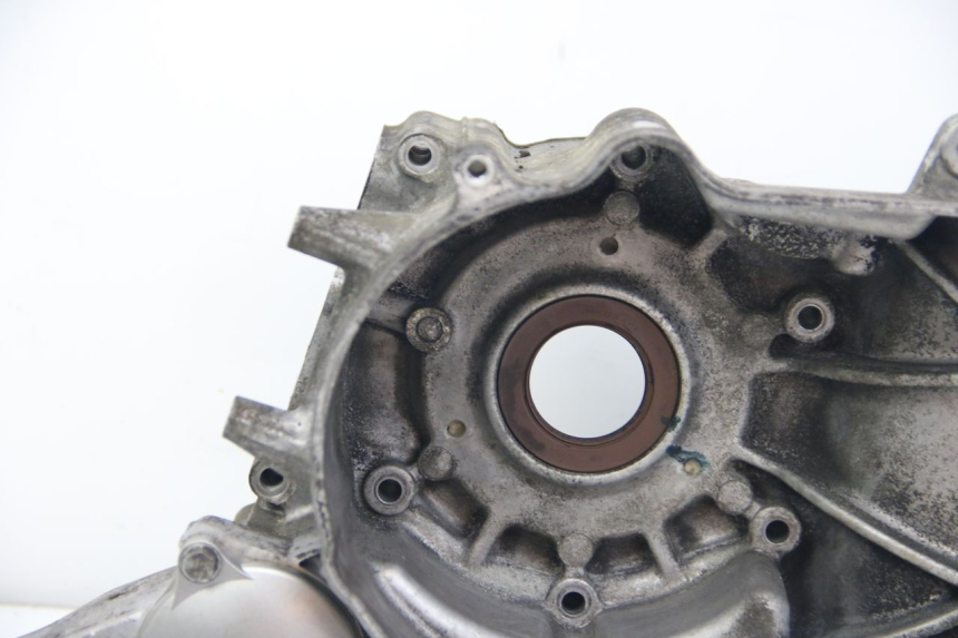 photo de UNTERER MOTORBLOCK SUZUKI SIXTEEN 125 (2008 - 2010) - Fokus auf die Struktur