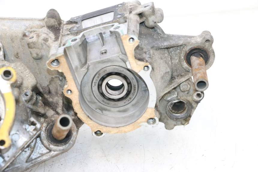 photo de MOTORBLOCK-UNTERTEIL PEUGEOT SPEEDFIGHT LC 50 (1996 - 2002) - Alternativer Blickwinkel