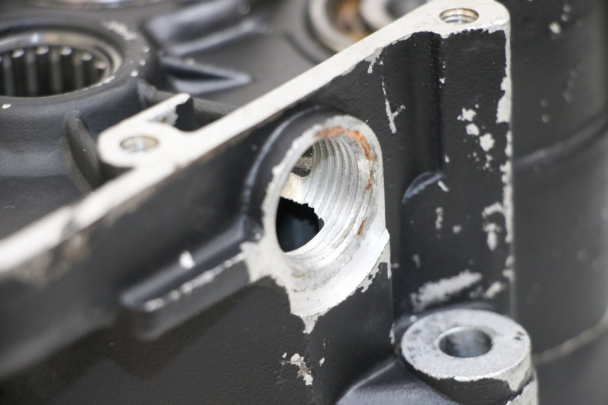 photo de KURBELGEHÄUSE CAGIVA SUPER CITY 125 (1992 - 1997) - Details der Befestigungspunkte