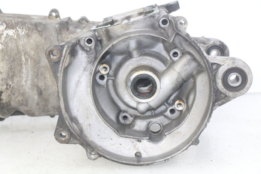 photo de UNTERER MOTORBLOCK PEUGEOT SV 125 (1991 - 1994) - Zoom auf Gebrauchszustand