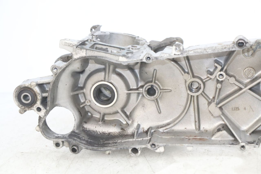 photo de UNTERER MOTORBLOCK PEUGEOT SV 125 (1991 - 1994) - Oberflächenzustand und Material