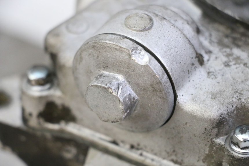 photo de UNTERER MOTORBLOCK PEUGEOT TWEET 4T 50 (2018 - 2022) - Zoom auf Gebrauchszustand