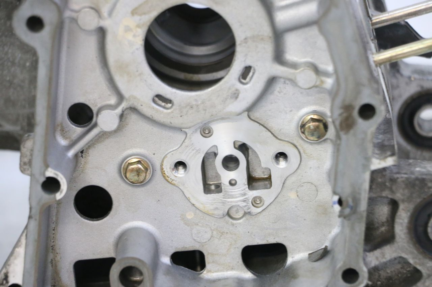 photo de UNTERER MOTORBLOCK PEUGEOT TWEET 4T 50 (2018 - 2022) - Hauptansicht