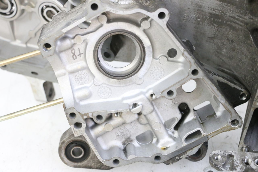 photo de UNTERER MOTORBLOCK PEUGEOT TWEET 4T 50 (2018 - 2022) - Oberflächenzustand und Material