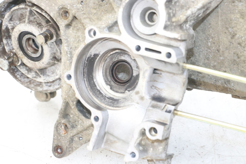 photo de UNTERER MOTORBLOCK PIAGGIO TYPHOON 80 (1994 - 1997) - Zoom auf Komponenten